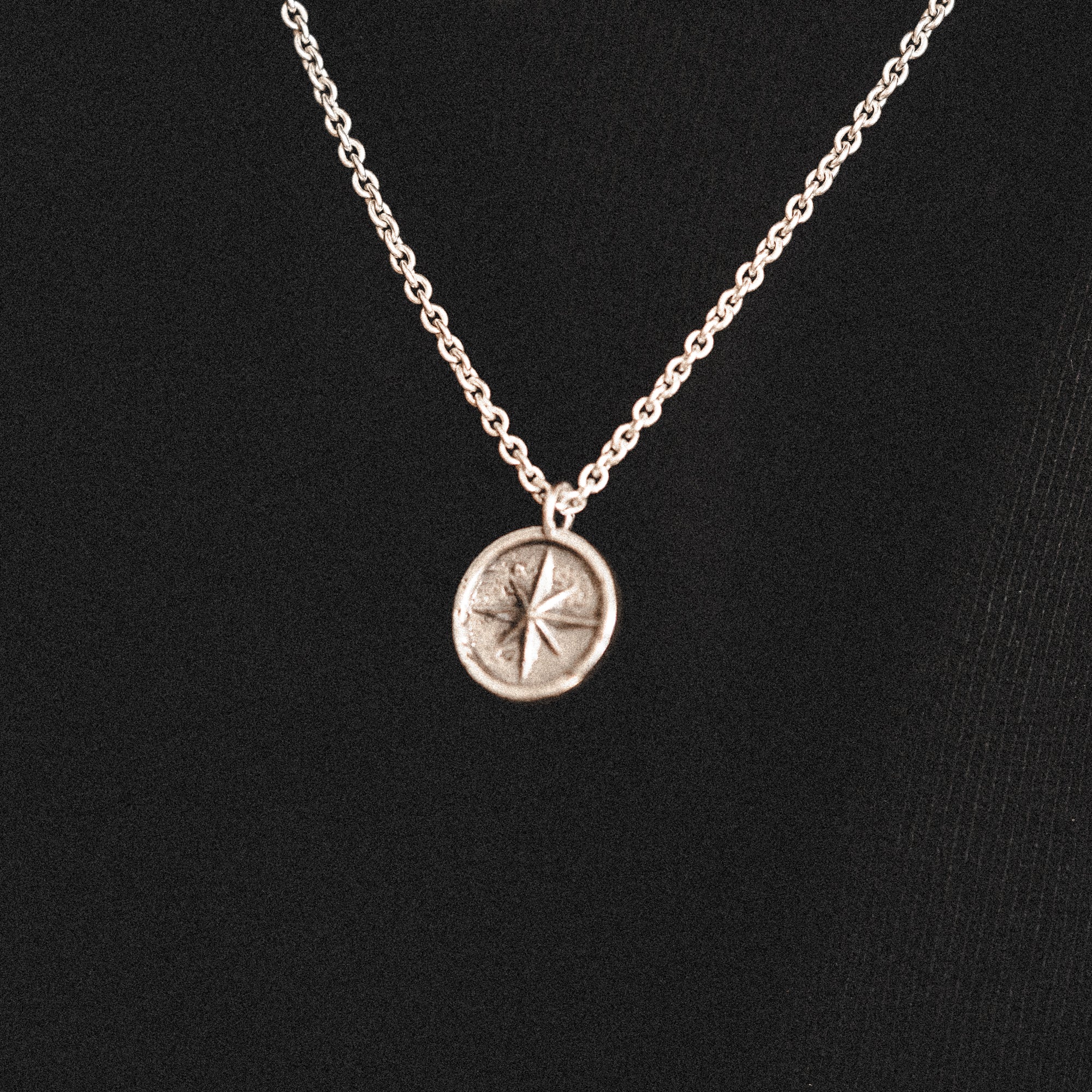 The Wayfarer + Chain