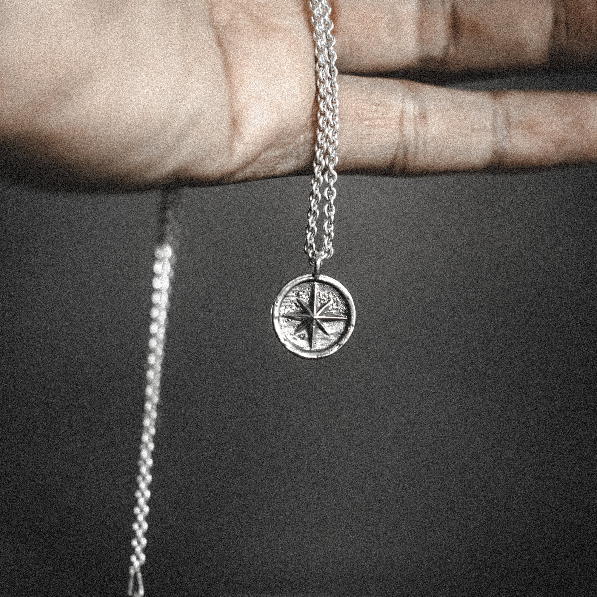 The Wayfarer + Chain