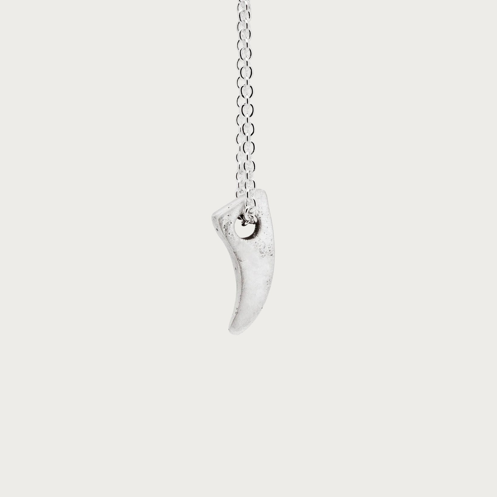 The Fin + Chain
