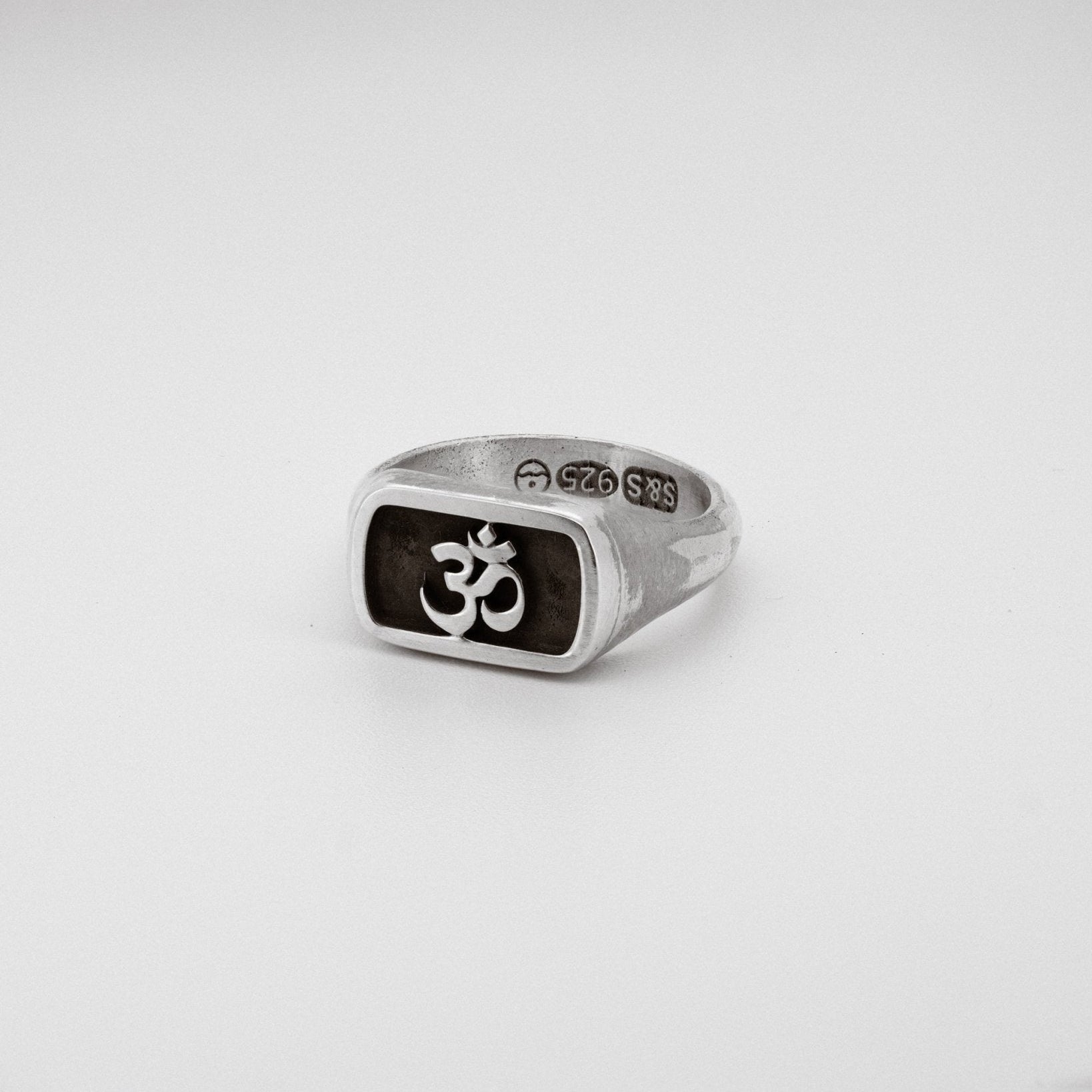The Aum Sanskrit Signet - Sailors and Seekers